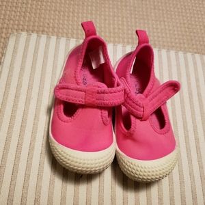 Cat & Jack water shoes toddler 6